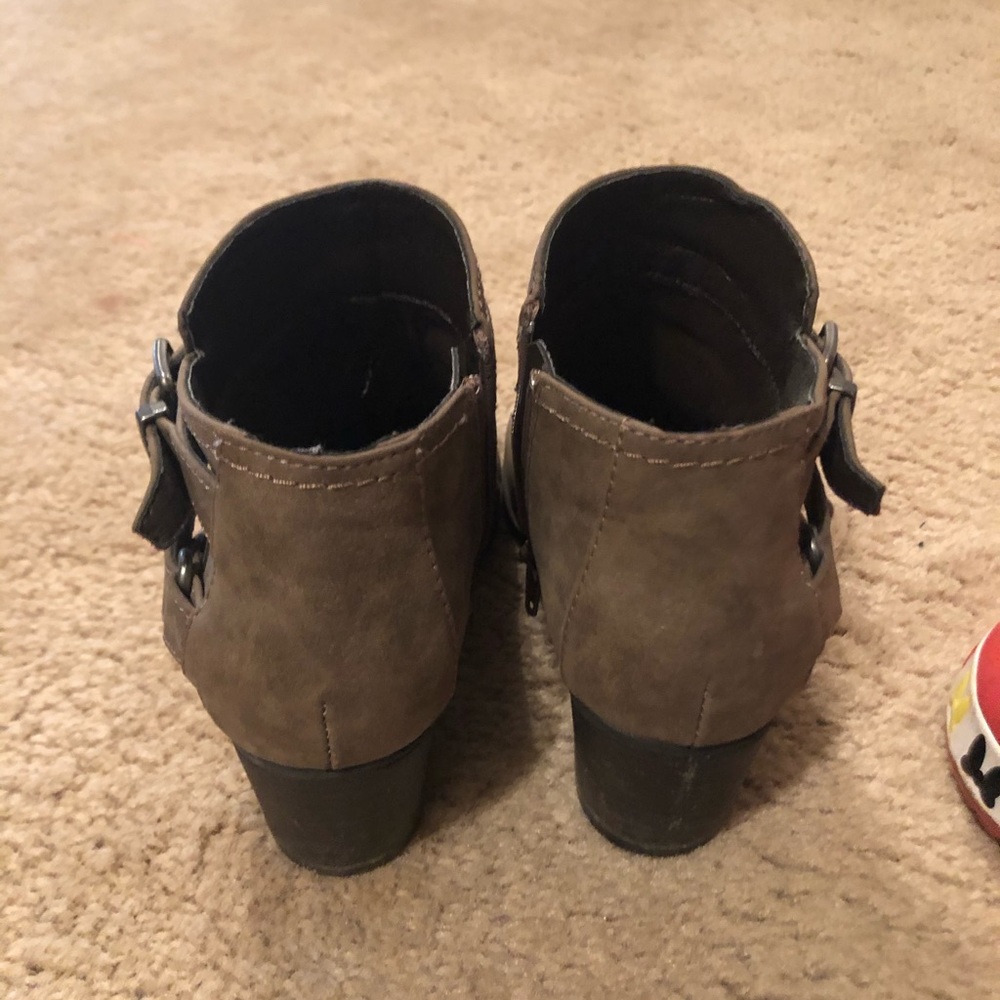 Booties - Picture 4 of 6